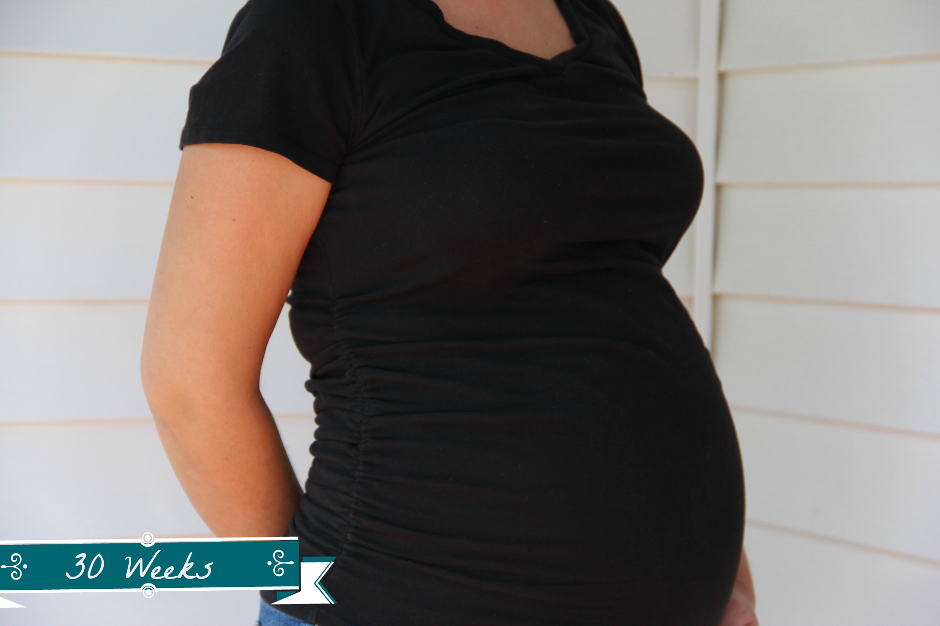 30 weeks belly bump pic - pregnancy
