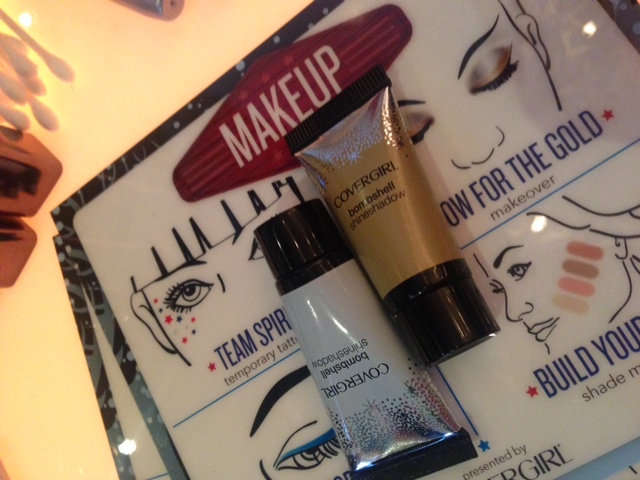 Cover Girl Bomb Shell Sochi Glam