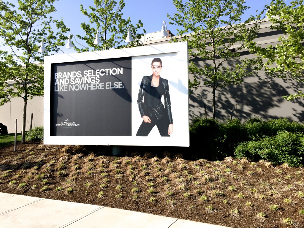 Mills entrance-2