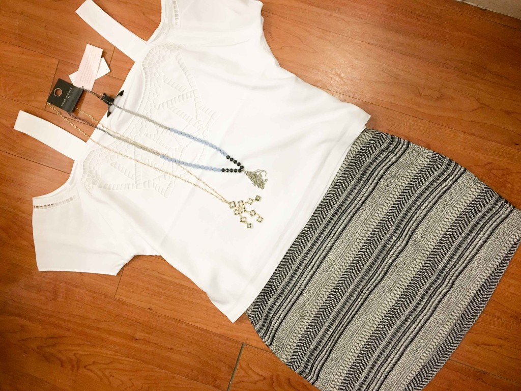 New Jersey Fashion Blogger Corine Ingrassia + Simon Malls